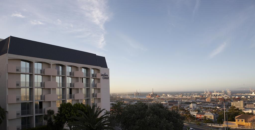 Garden Court Nelson Mandela Boulevard Kapstaden Exteriör bild